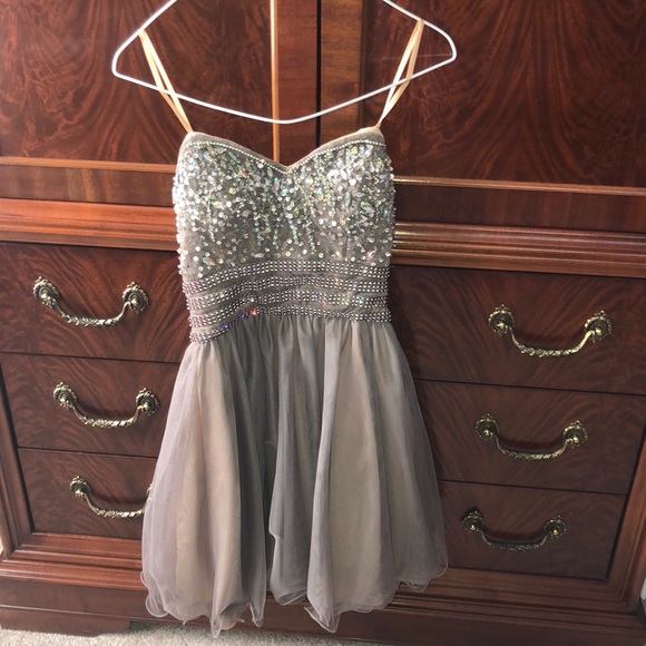 LOFT Dresses & Skirts - Homecoming dress